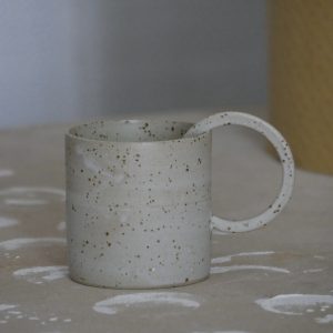Grande tasse mouchetée
