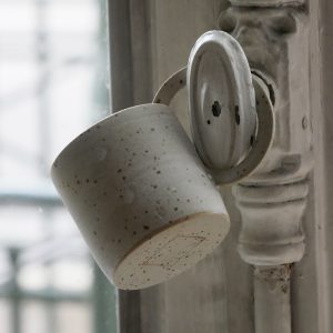 Petite tasse mouchetée